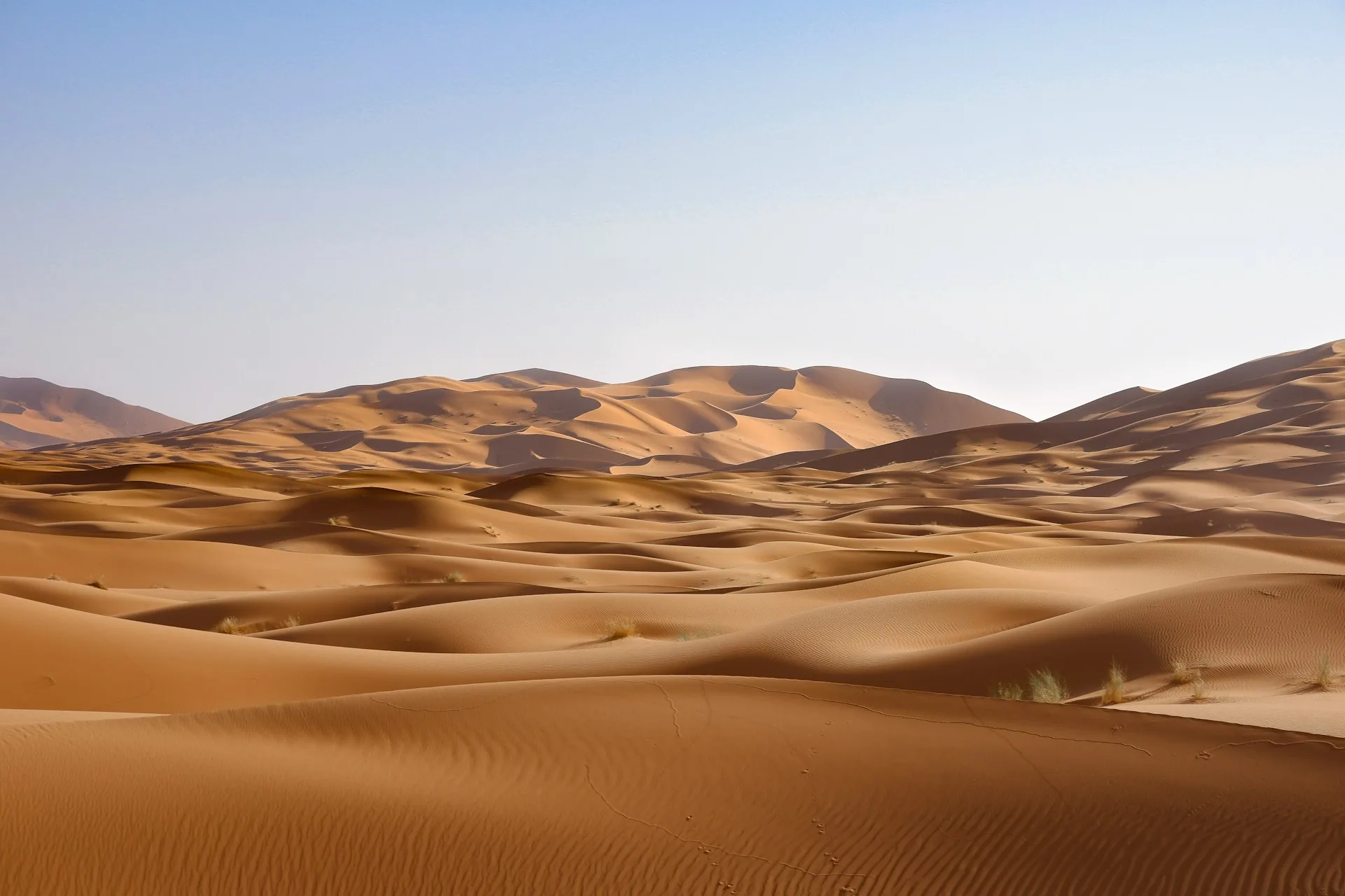 Golden Erg Chebbi dunes in Merzouga, one of Morocco’s most beautiful Sahara desert landscapes