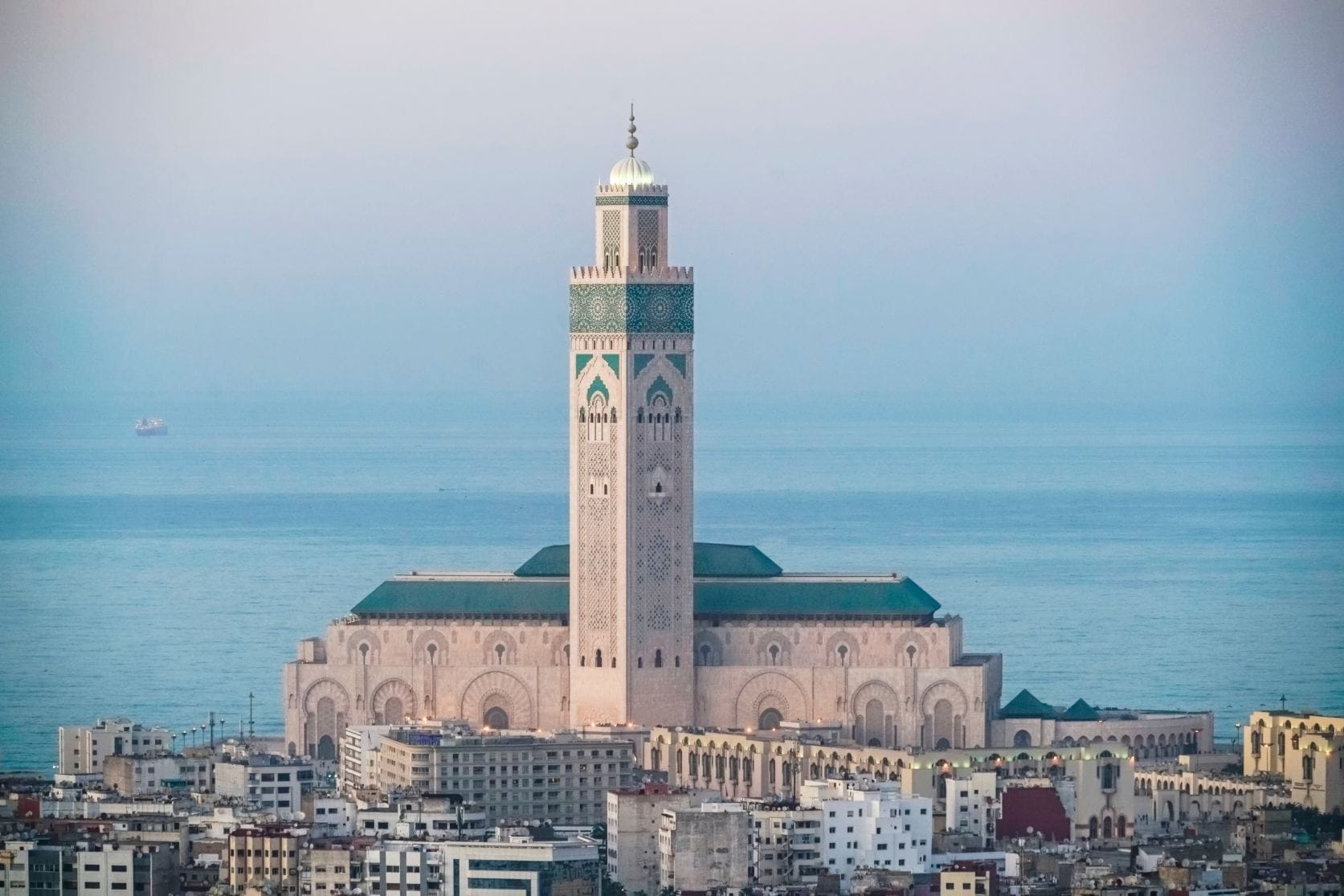 Hassan II Mosque overlooking the Atlantic Ocean in Casablanca, Morocco.